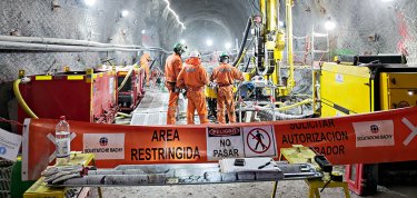 Chantier de sondages souterrains dans la mine de Chuquicamata
