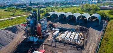 Inauguration d’une usine de production d’asphalte durable