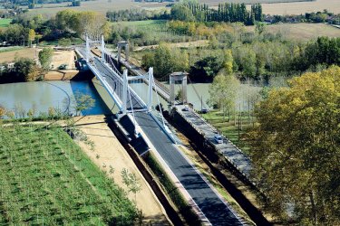 Un pont suspendu en PPP