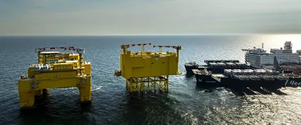 La plateforme de conversion électrique DolWin6 est installée en mer du Nord