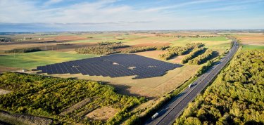 Vers un développement des parcs photovoltaïques sur autoroute