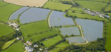 Construction de deux parcs solaires
