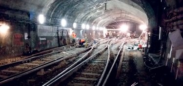 Appareil de voie dans le métro parisien