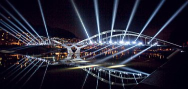 Inauguration Lumière sur le pont Schuman à Lyon