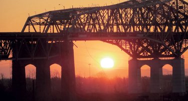 Le pont Champlain fait peau neuve