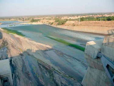 Hausses fusibles sur un barrage