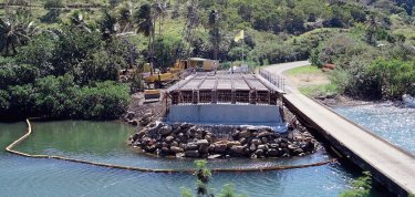Construction d’un pont en Nouvelle-Calédonie