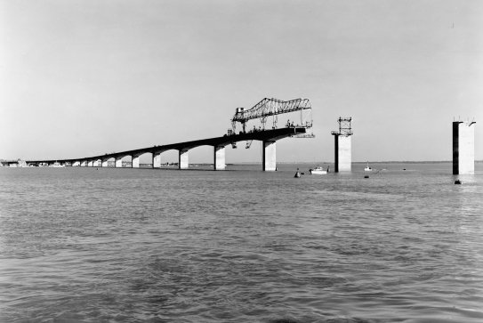 Viaduc d'Oléron : avancement des travaux (1965)