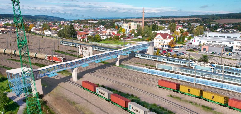 Vue aérienne du noeud ferroviaire de la gare de Česká Třebová