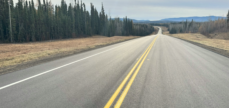 Route en Colombie-Britannique au Canada