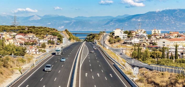 VINCI Concessions et ses partenaires signent avec les autorités grecques un contrat pour l’extension de la concession de l’autoroute Athènes-Corinthe-Patras