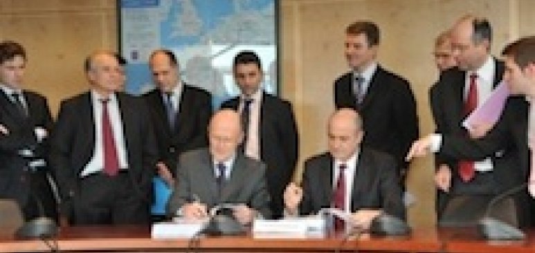 VINCI signe le contrat de partenariat public-privé GSM-R