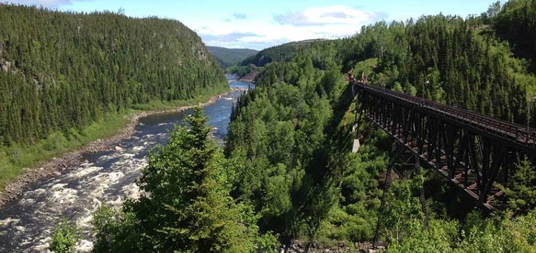 Eurovia se renforce dans les travaux ferroviaires au Canada