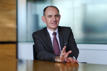 thierry-mirville-est-nomme-directeur-financier-adjoint-de-vinci