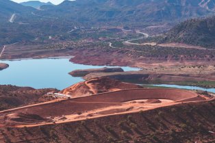 STEP d'Abdelmoumen : Batterie hydraulique géante dans la montagne - Maroc