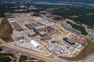 Vue aérienne du projet ITER à Cadarache