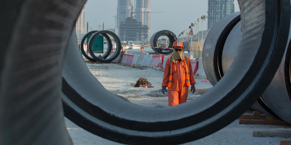 Ouvrier QDVC sur un chantier à Doha