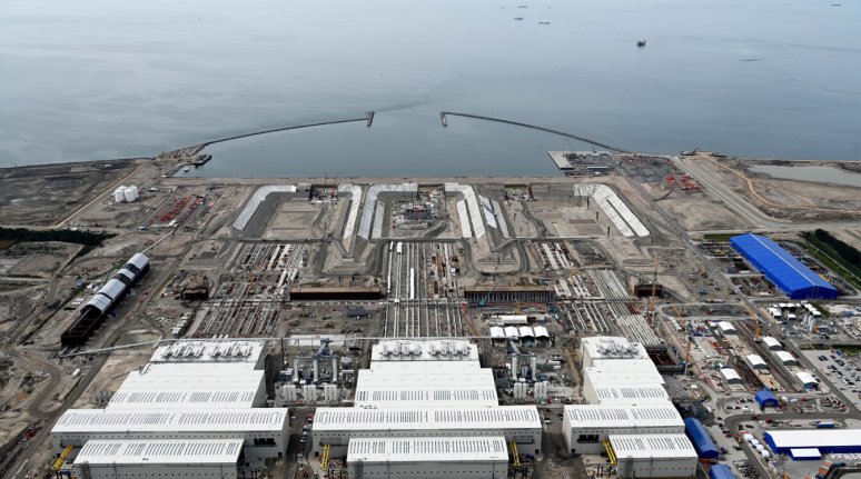 Construction de l'usine de préfabrication des caissons du tunnel du Femern - Danemark