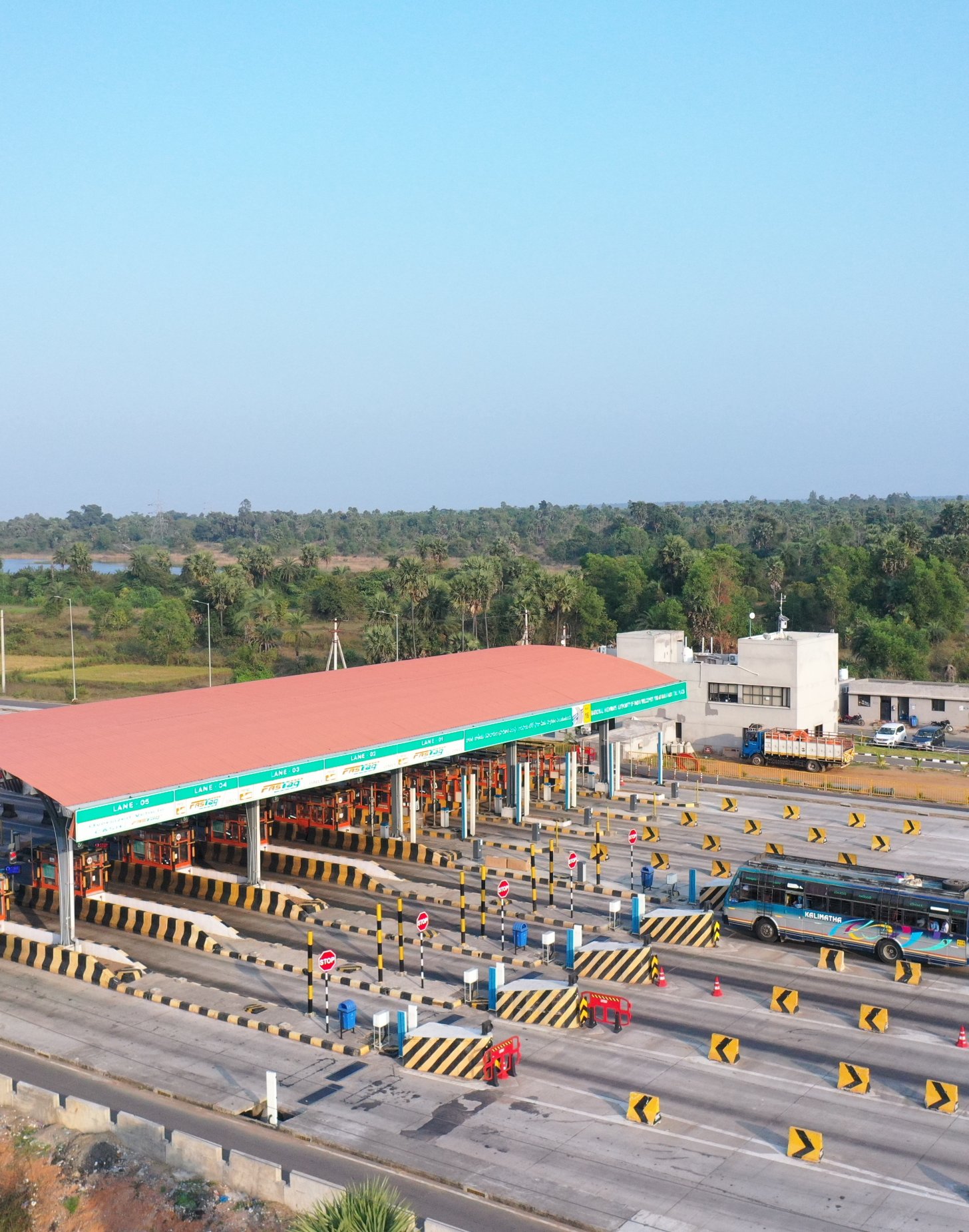 Vinci Highways Acquires Nine Indian Toll Roads