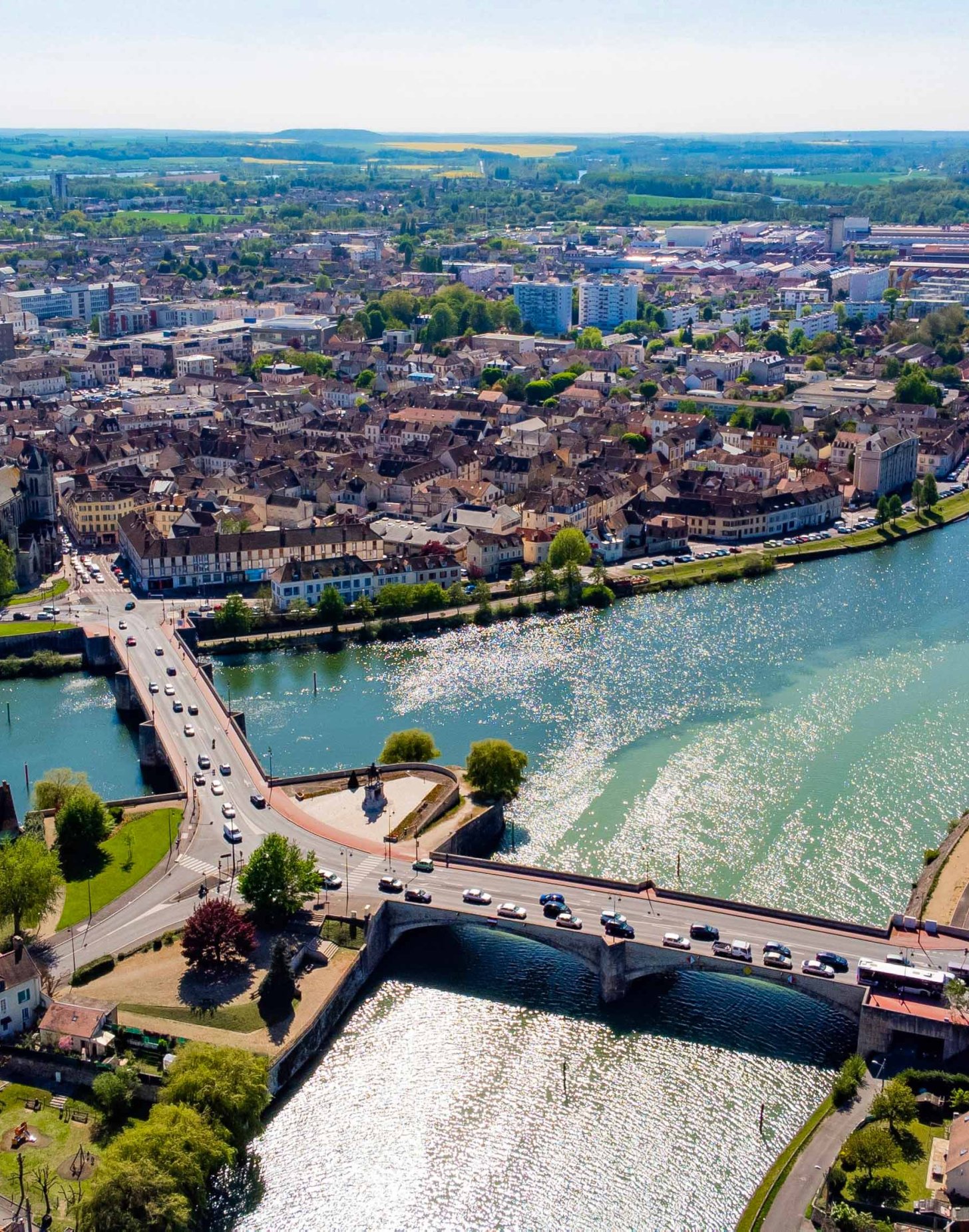 Fleuves et rivières, les voies de la dépollution | VINCI