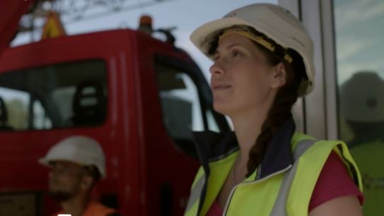 Camille Delacote, responsable prévention et sécurité chez VINCI Autoroutes