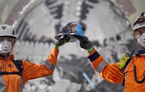 Travailleurs sur le chantier de metro en Nouvelle Zélande